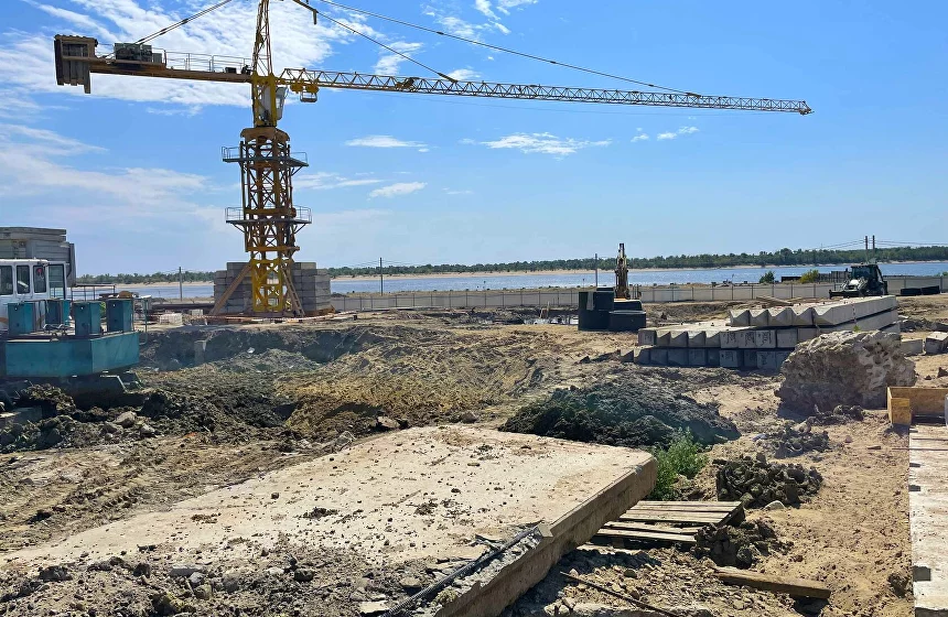 Август 2023